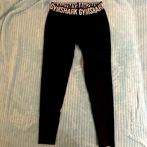 Gym shark legging, none slip waist band. Great work out leggings